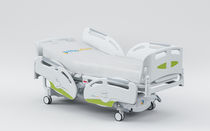 height-adjustable electric intensive care bed (4 sections, with column motors, weighing scale) 71900103 Karismedica SpA