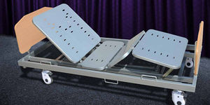 hospital bed / nursing home / electric / height-adjustable