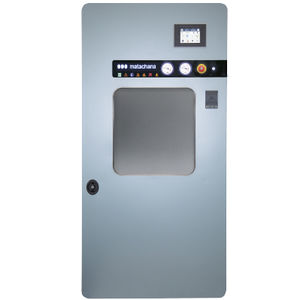 laboratory autoclave / floor-standing / front-loading / with steam generator