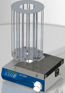 laboratory media dispenser
