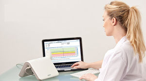 ultrasound bone densitometer / for forearm bone examination