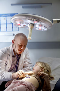mobile surgical light / LED / with control panel