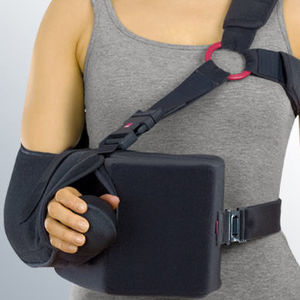 arm sling with shoulder abduction pillow / with waist support strap