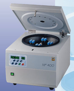 laboratory centrifuge / bench-top / swing-out / for PCR microplates