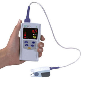 hand-held pulse oximeter / with separate sensor