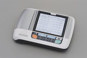 resting electrocardiograph / digital / 12-channel / with touchscreen
