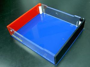 horizontal electrophoresis tank