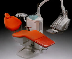 dental treatment unit with delivery system