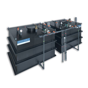 radioactive waste container / storage