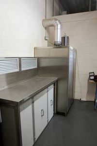 funeral ash processing table / stainless steel / ventilated