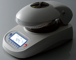 digital moisture balances / infrared / with LCD display / bench-top