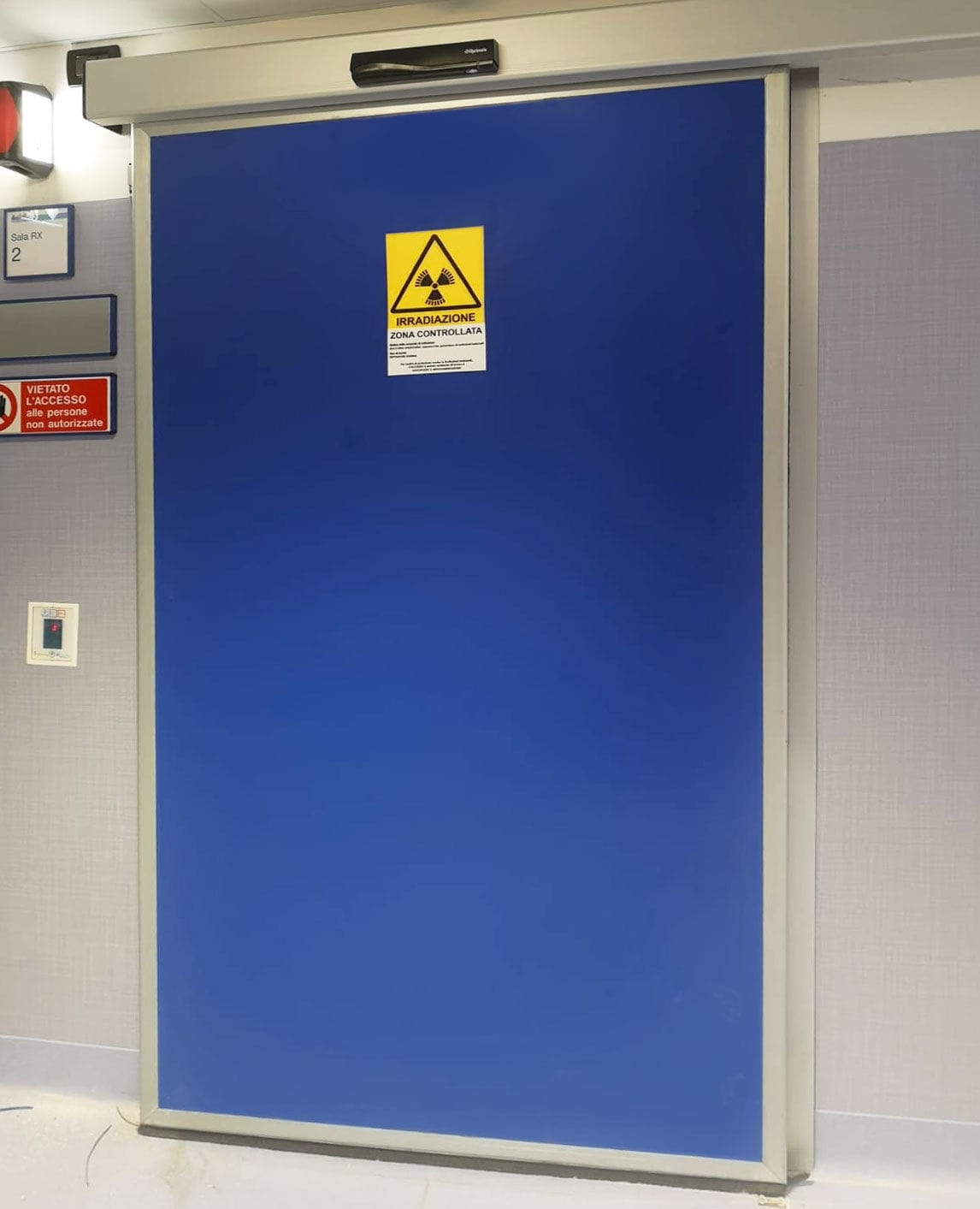 Sliding door - X ray door - Hospital Division - swing / for radiation ...