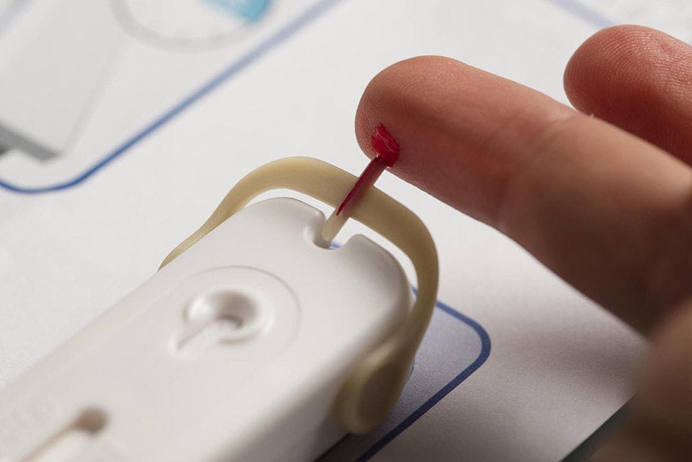 Rapid AIDS test / HIV / blood AtomoRapid™ Atomo Diagnostics Videos