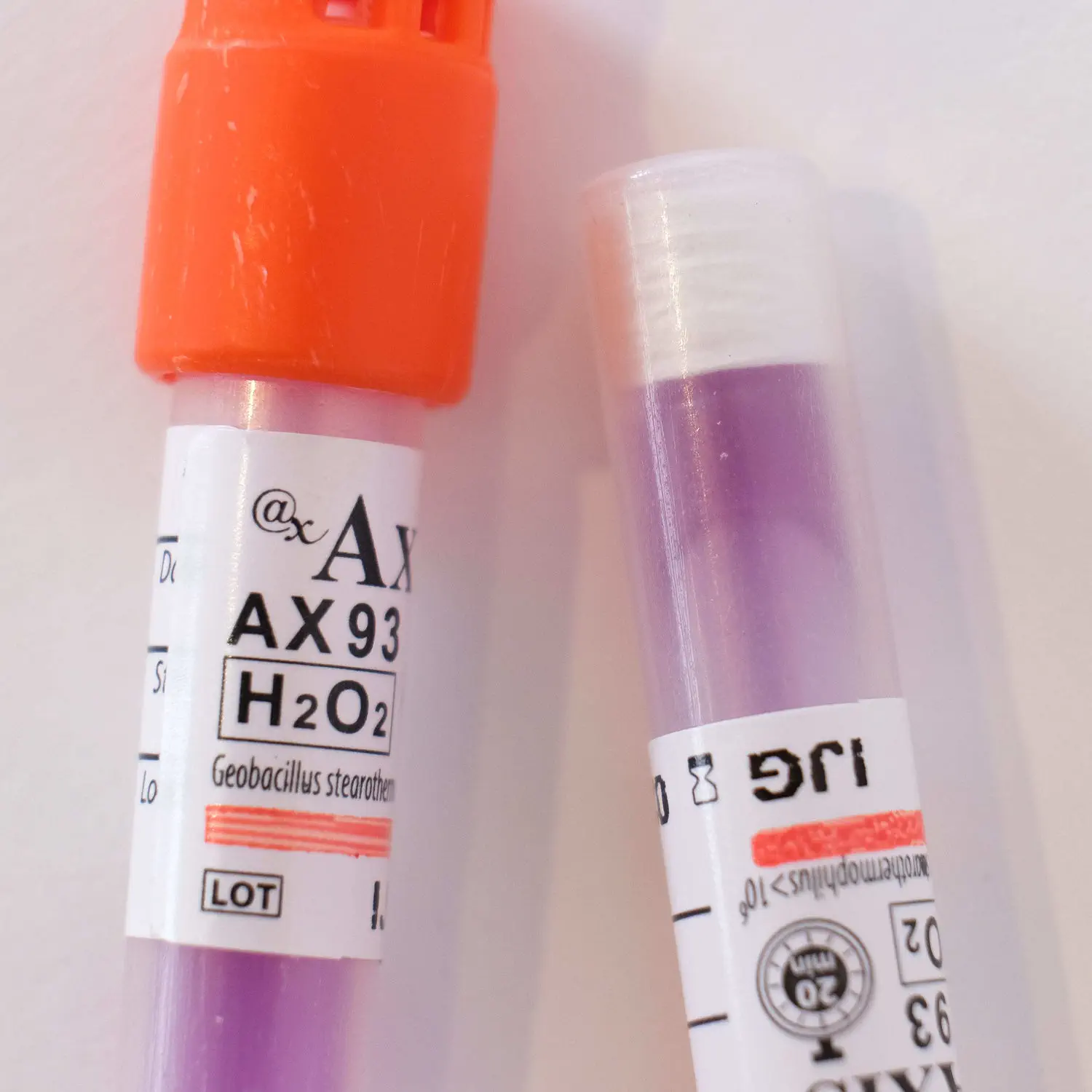 Hydrogen peroxide sterilization biological indicator - AX93 - Axis