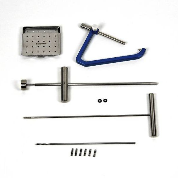 Orthopedic surgery veterinary instrument kit CLM Securos Europe