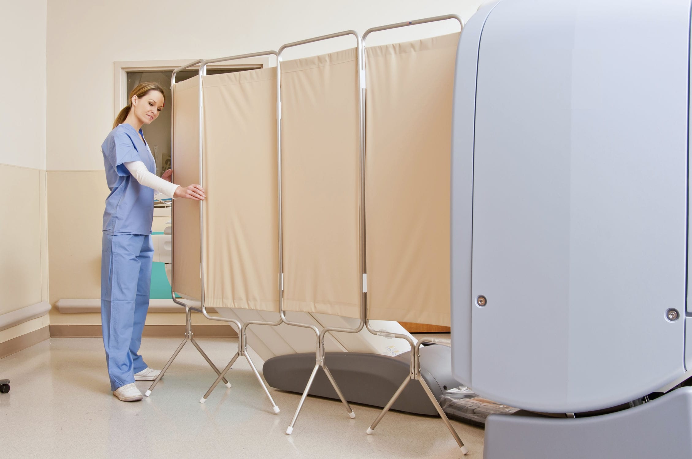 Fixed hospital screen 3740 Winco Mfg., LLC folding / 4panel