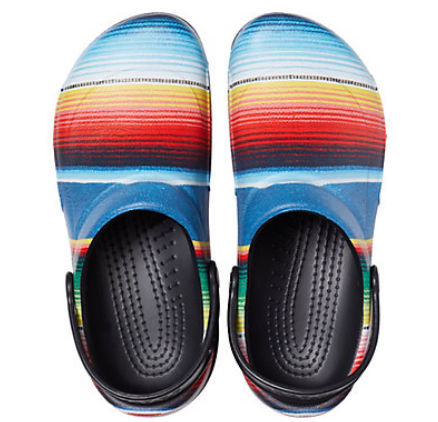 crocs bistro graphic donuts