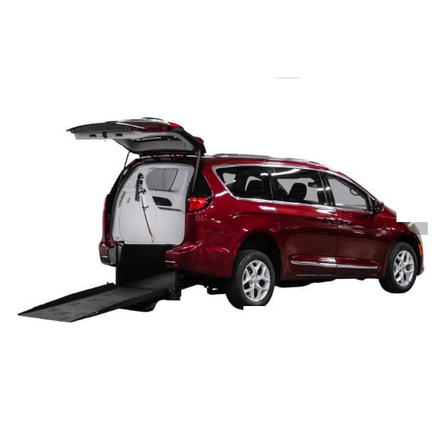 Minivan Wheelchair Accessible Vehicle 28821 Freedom Motors USA minivan-wheelchair-accessible-vehicle-28821-freedom-motors-usa