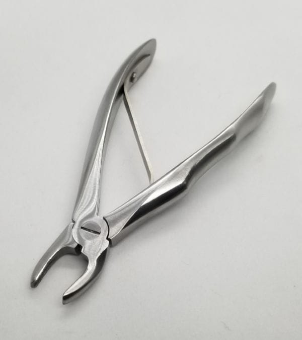 Pediatric dental extraction forceps 1248001 Lorien Industries