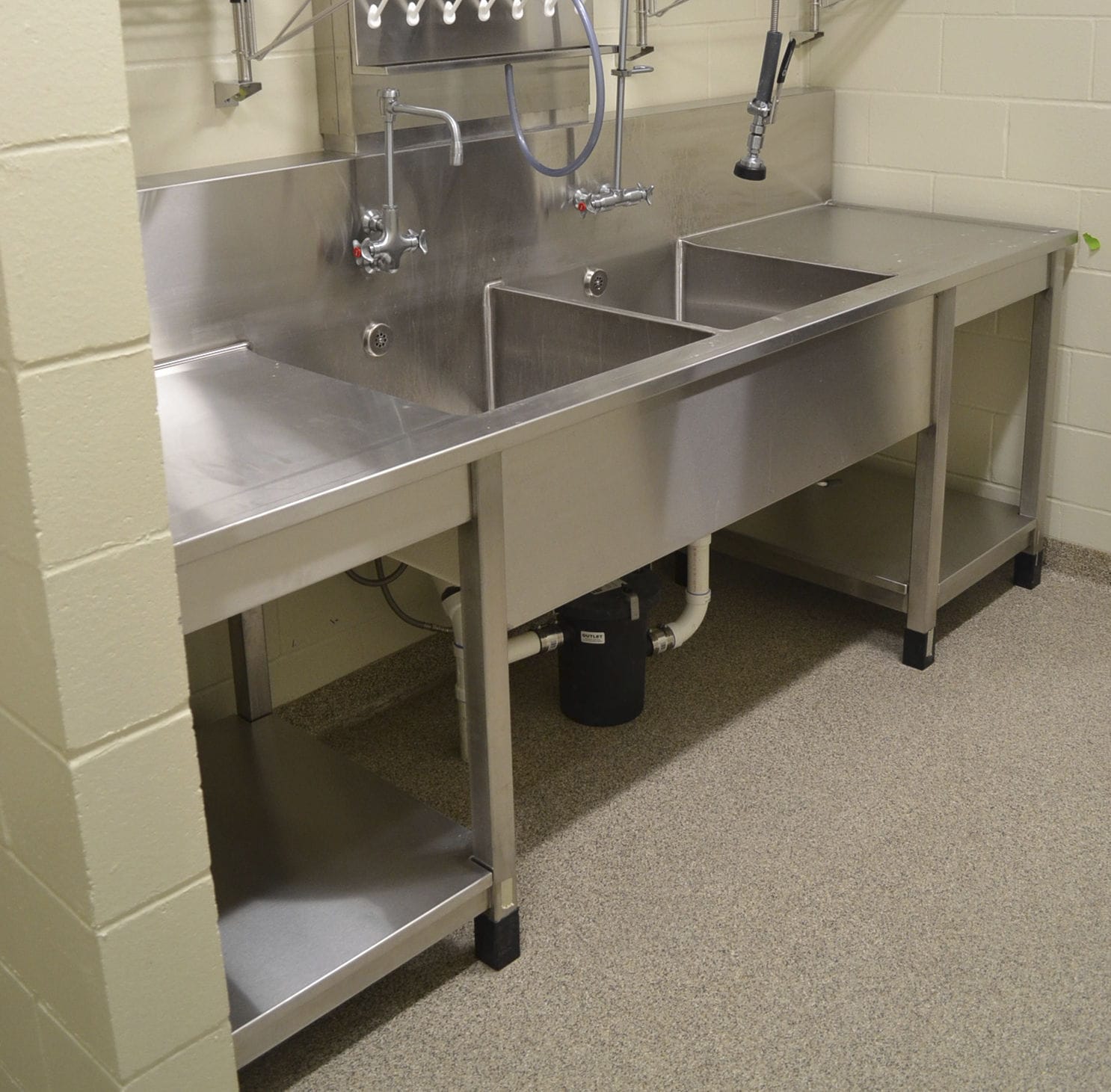 Laboratory sink - Mott Manufacturing - 2-station / stainless steel ...