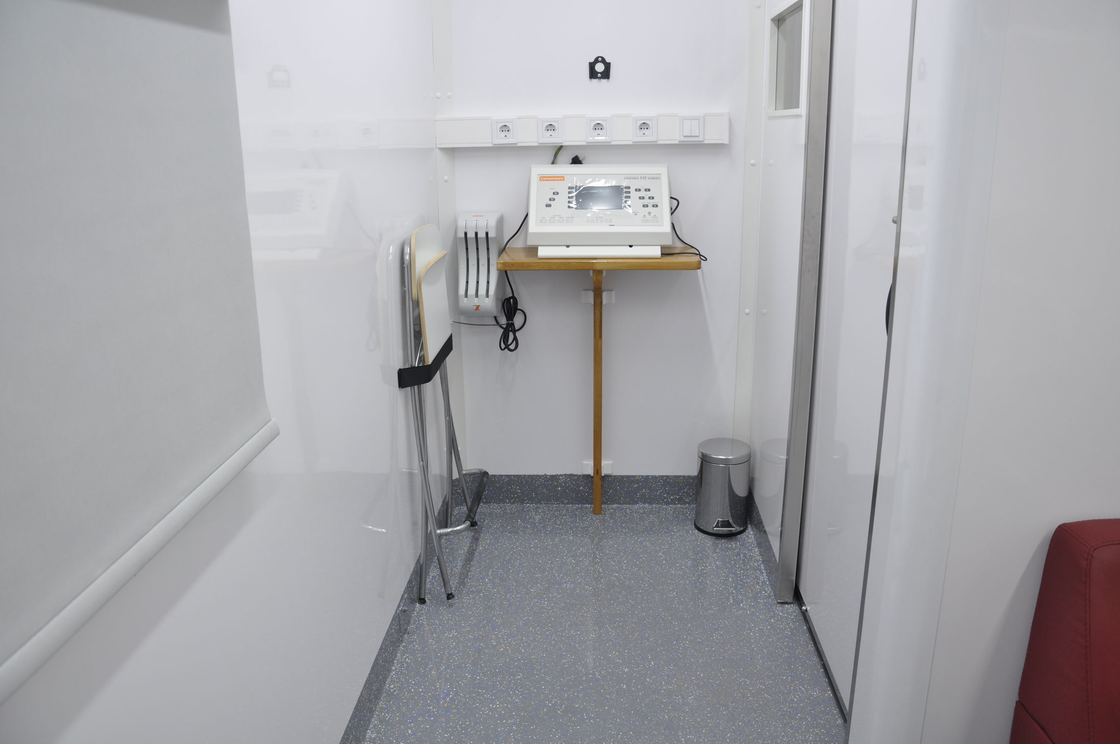 Medical imaging mobile health vehicle AmbMED05 AmbulanceMed truck