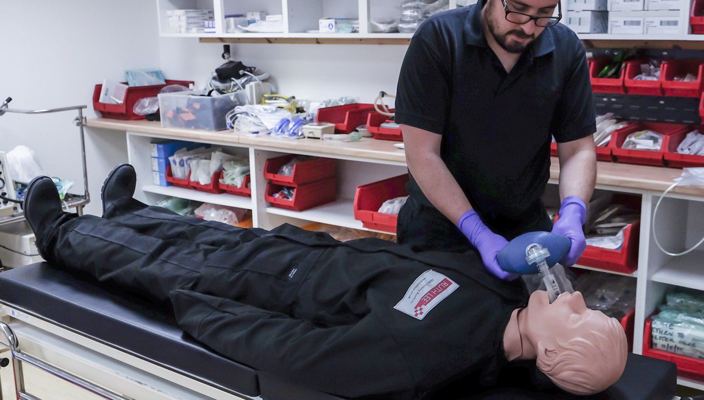 Emergency care training manikin RLNAWM Ruth Lee airway management