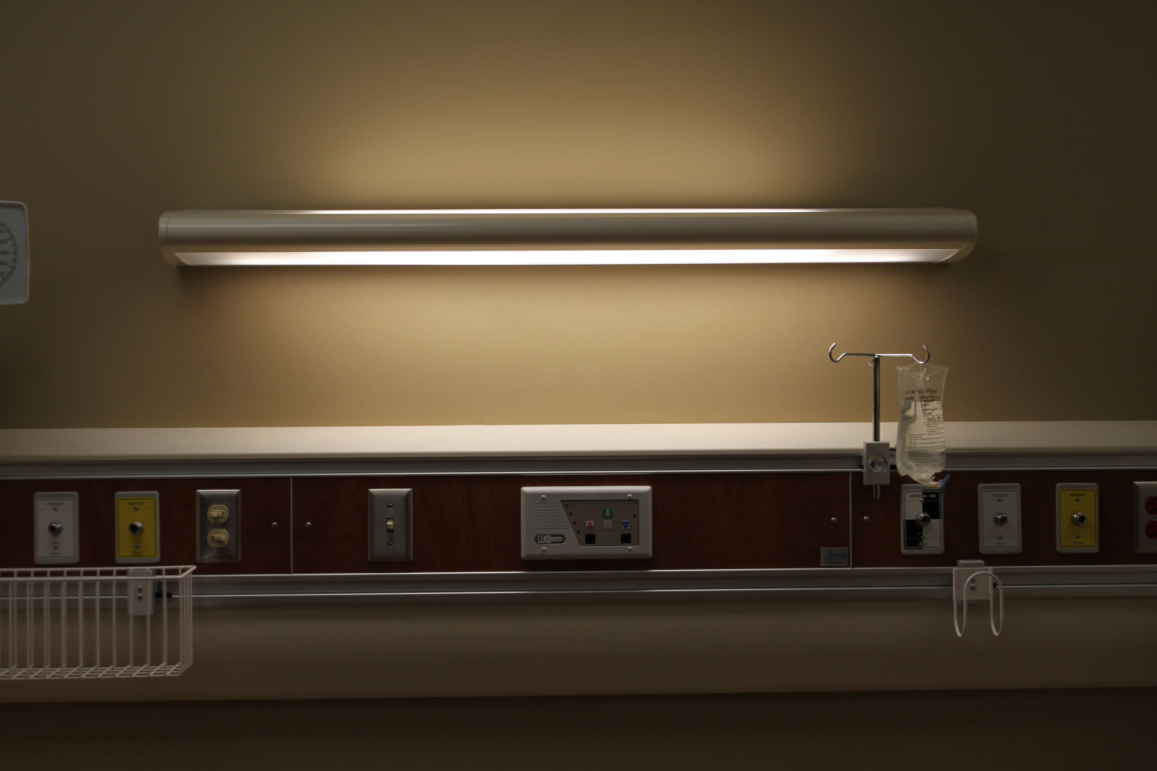Healthcare facility wall light Skyline Series Amico