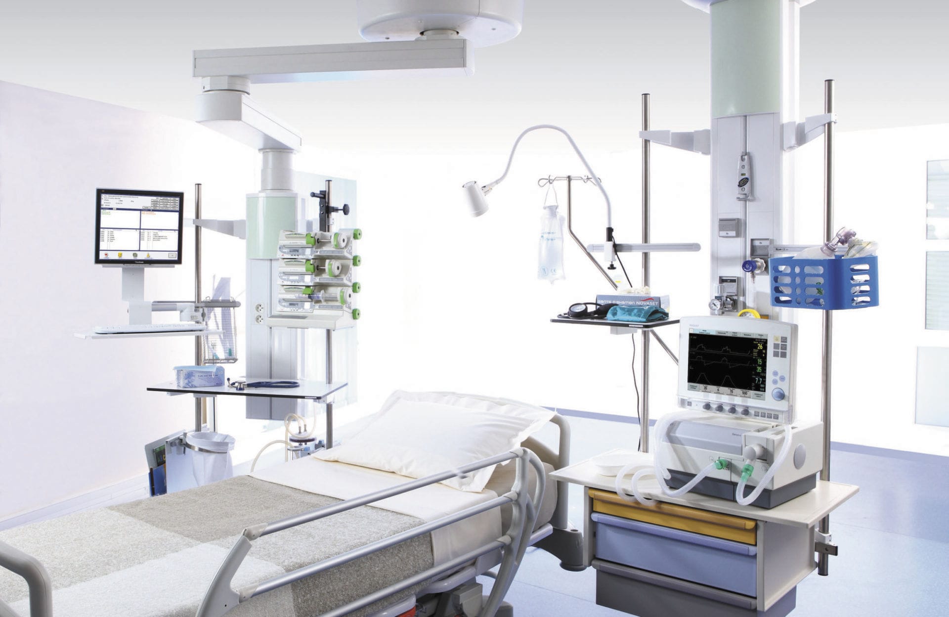 Medical Utility Column Ceiling-mounted supply column - ERGO 600 - BIOLUME - intensive care ...
