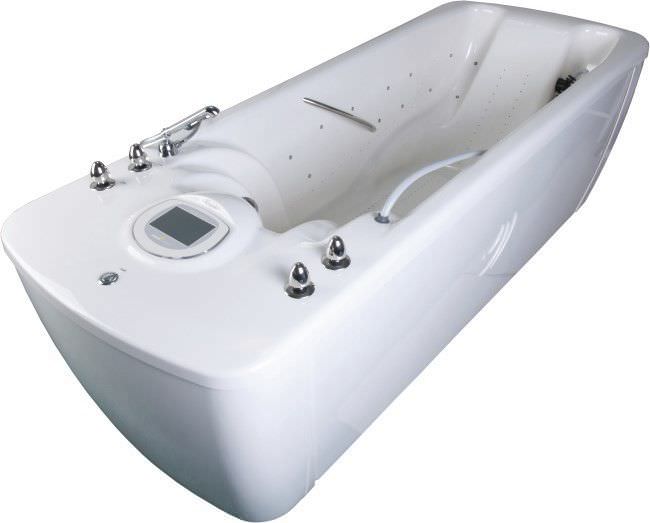 Hydromassage bathtub OCEAN FORTE Chirana Progress