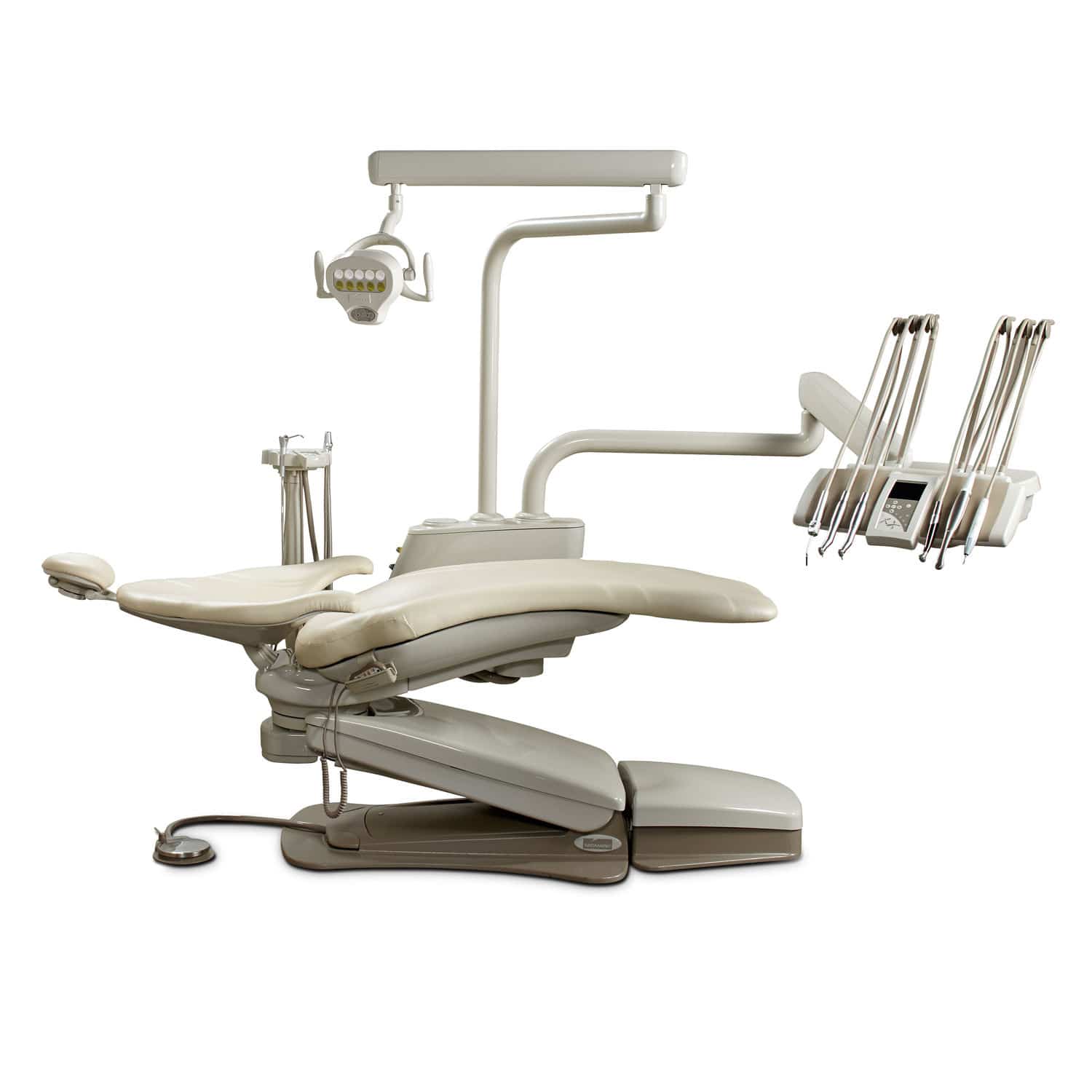 Dental treatment unit with chair Elevance® Midmark with adjustable headrest / with
