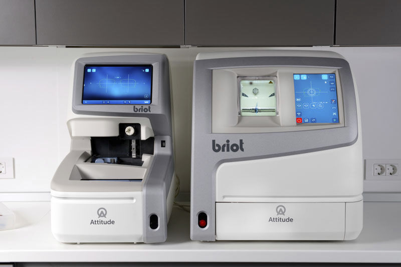 Optical lens edger Attitude Luneau Technology optical lens shape