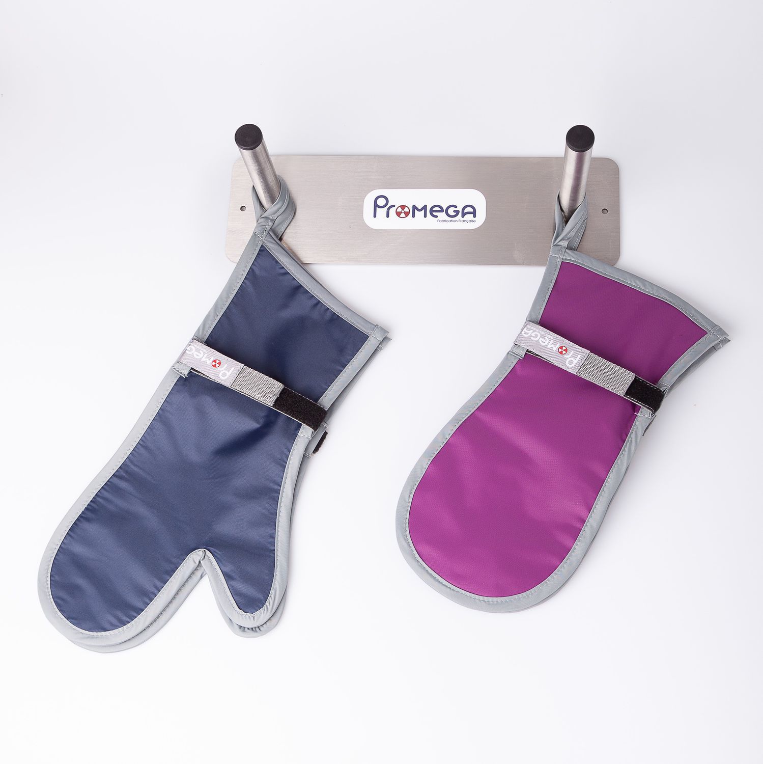 Wallmounted Xray apron rack F51X1 Promega