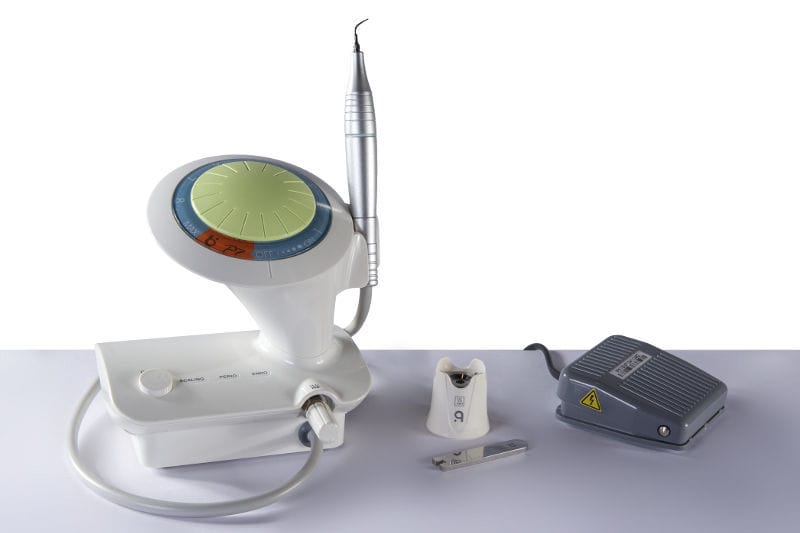 Ultrasonic dental scaler P7 4TEK SRL for endodontics / complete set / stainless steel