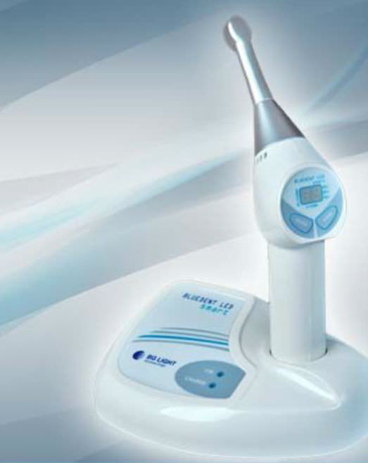 Dental curing light BLUEDENT SMART XPRESS BG LIGHT cordless / LED