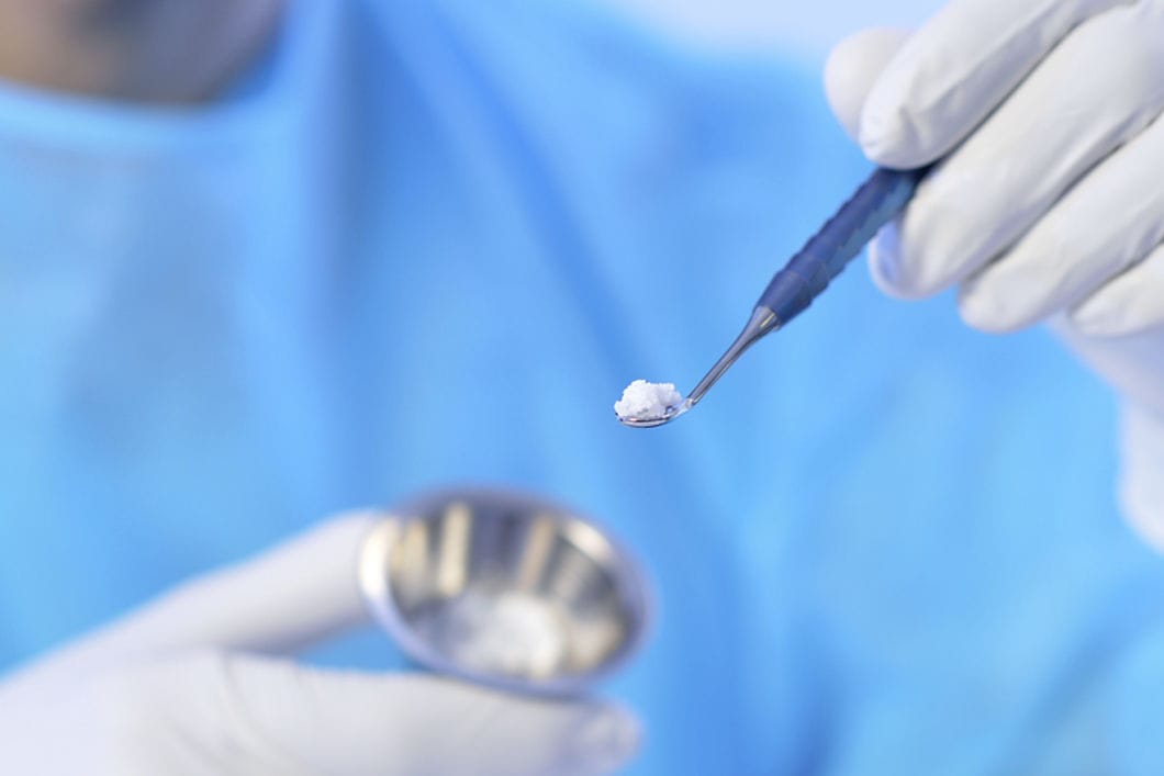 Xenograft bone substitute / dental sugery / granules BioOss® L