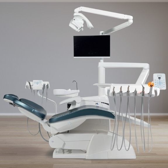 Dental treatment unit with chair NGP Miglionico with monitor