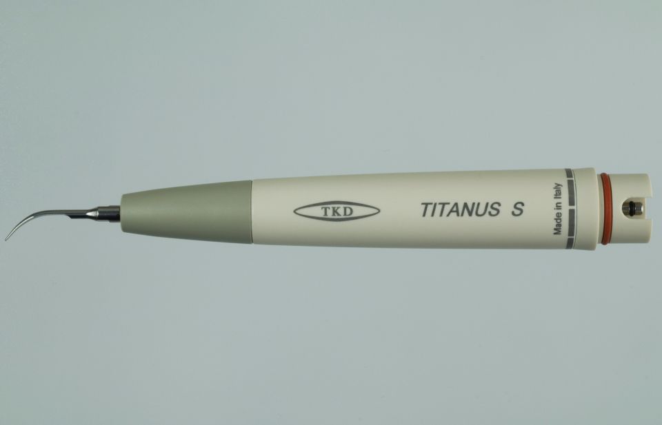 Piezoelectric dental scaler TITANUS S TEKNE DENTAL handpiece