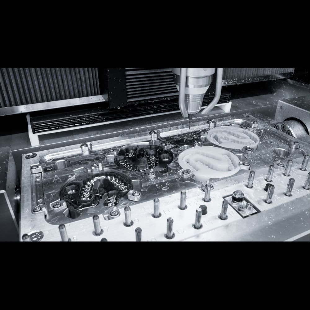 CAD/CAM milling machine - M4 Wet Heavy Metal - Zirkonzahn - dental ...