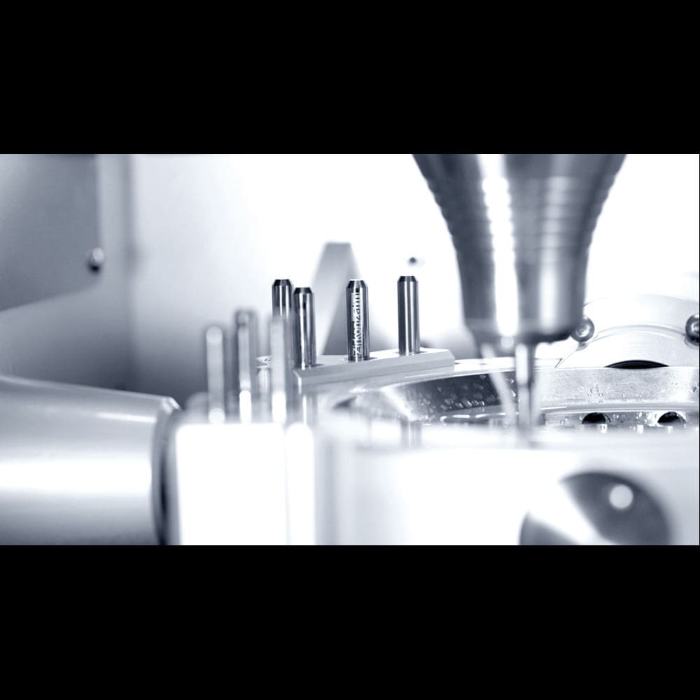 CAD/CAM milling machine M1 Wet Heavy Metal Zirkonzahn dental