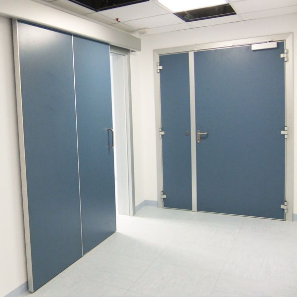 Sliding door / for healthcare facilities / wooden / radiation
