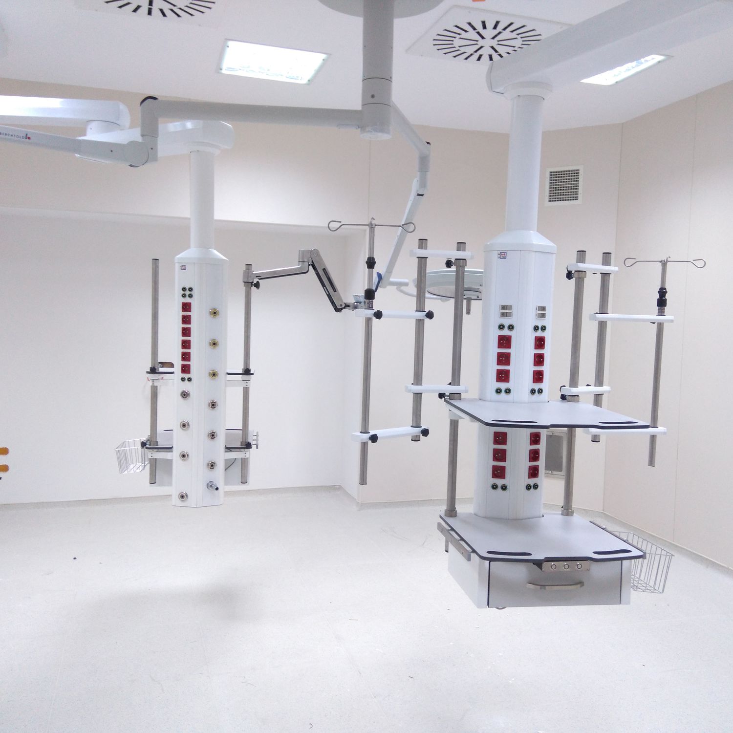 Medical pendant AKAY Koncare medical Technologie supply column