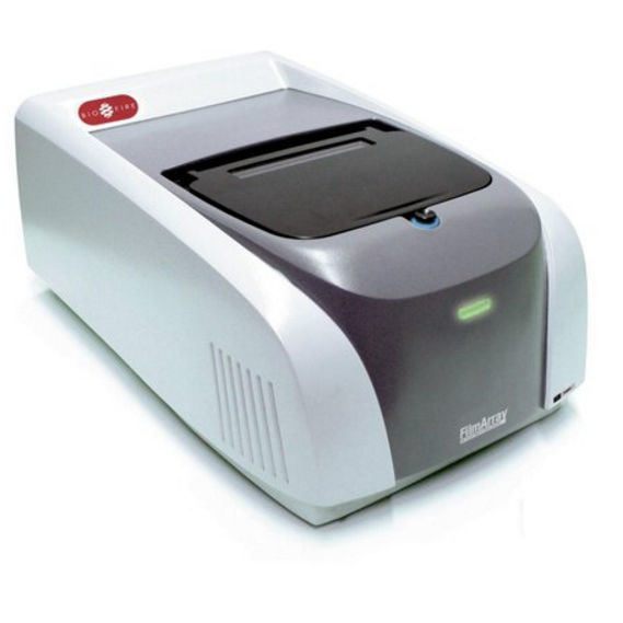 Molecular POC analyzer FilmArray® EZ BioFire Diagnostics for