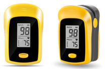 Compact pulse oximeter / fingertip