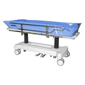height-adjustable shower trolley 1