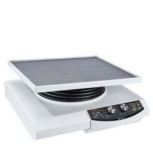 oscillating laboratory shaker