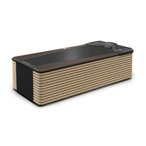 hydromassage table with water jet