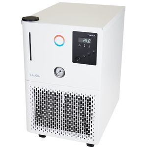 benchtop laboratory chiller