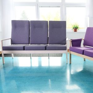 beam chair with armrests