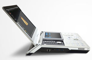 portable ultrasound system / for musculoskeletal ultrasound imaging / built-in console