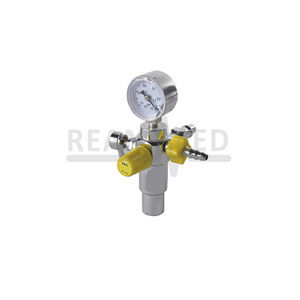 medical gas pressure regulator